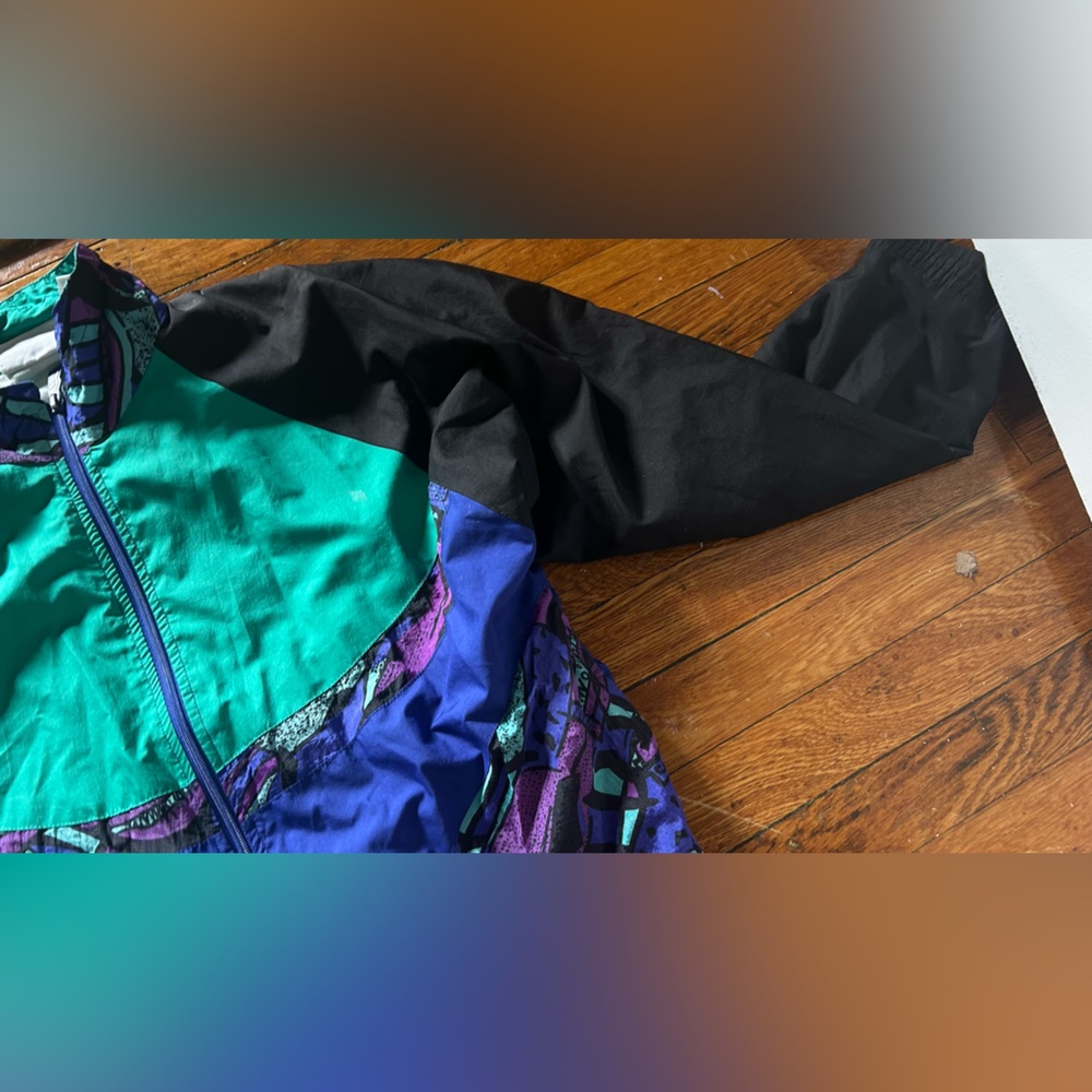 VINTAGE -Reebok Green and Blue Jacket - Picture 2 of 4